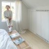 Кварцвиниловая плитка Quick Step Liv SGSPC20319 Морской бриз серо-бежевый